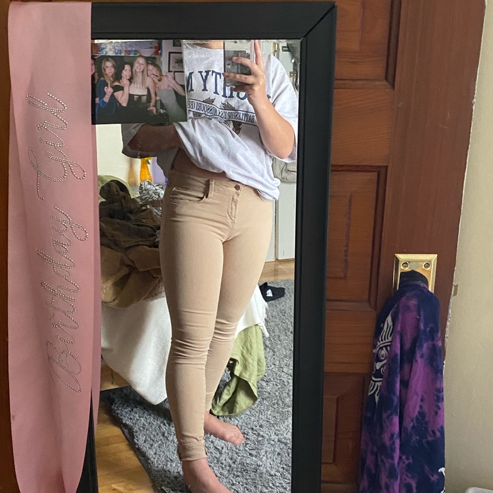 Khaki pants